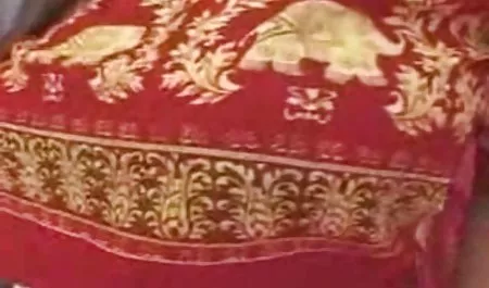 رومی سکس با جوراب زنانه باران می شود