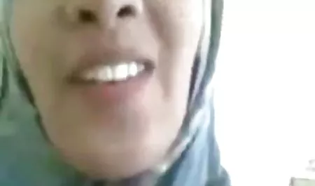 برخی از Tinka حمام و سکس جوراب سفید LAN
